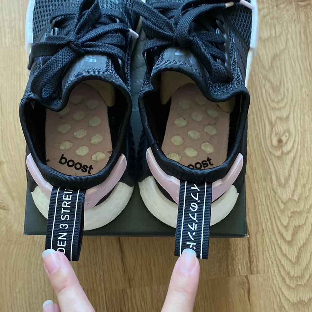 Adidas NMD R1 - Picture 3 of 5